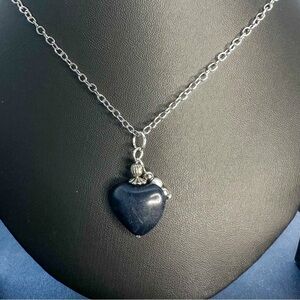 Handcrafted Spiritual Peace Serenity Blue Jade Heart Shape Silver Tone Choker